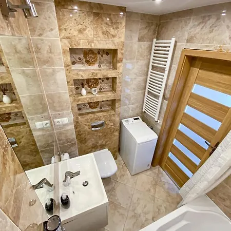 Glass Tower Apartament *